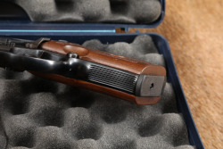 Beretta Model 87 Cheetah .22 LR Semi-Auto Pistol w/ Case, MFD 2008 - 12