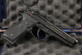 Italian Made Beretta Model 92FS 4.9&rdquo; 9mm 15 Round Civilian Version of the M9 Pistol MFD 2017