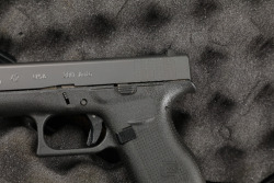 Glock 42 .380 Auto 3" Barrel Semi Automatic CCW Compact Pistol With 5 Magazines & Accessories - 8