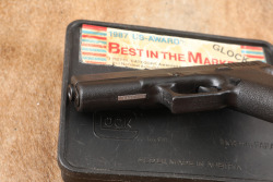 Glock 17 G17 Gen 1 Gen1 9mm 4.49&rdquo; Semi-Auto Striker-Fired Pistol, Tupperware Box, MFD 1986 - 9