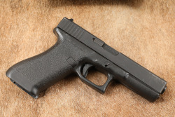 Glock 17 G17 Gen 1 Gen1 9mm 4.49&rdquo; Semi-Auto Pistol, Tupperware Box, MFD 1988