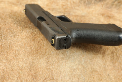 Glock 17 G17 Gen 1 Gen1 9mm 4.49&rdquo; Semi-Auto Striker-Fired Pistol, Tupperware Box, MFD 1988 - 14