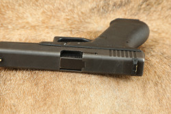 Glock 17 G17 Gen 1 Gen1 9mm 4.49&rdquo; Semi-Auto Striker-Fired Pistol, Tupperware Box, MFD 1988 - 15