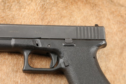 Glock 17 G17 Gen 1 Gen1 9mm 4.49&rdquo; Semi-Auto Striker-Fired Pistol, Tupperware Box, MFD 1986 - 7