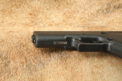 Glock 17 G17 Gen 2 9mm Striker-Fired 4.5&rdquo; Semi-Auto Pistol & Tupperware Box, Ca. 1994 - 9