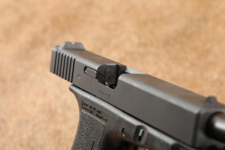 Glock 17 G17 Gen 2 9mm Striker-Fired 4.5&rdquo; Semi-Auto Pistol & Tupperware Box, Ca. 1994 - 18