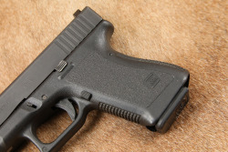 First Year Glock 19 G19 Gen 2 Gen2 9mm 4.02&rdquo; Semi-Auto Pistol, Tupperware Box, MFD 1988 - 8