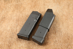 First Year Glock 19 G19 Gen 2 Gen2 9mm 4.02&rdquo; Semi-Auto Pistol, Tupperware Box, MFD 1988 - 19