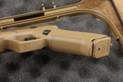 LNIB Davidson's Exclusive Glock 19X Coyote 9mm Semi-Automatic Pistol Threaded Suppressor Ready MOS - 12