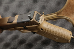 LNIB Davidson's Exclusive Glock 19X Coyote 9mm Semi-Automatic Pistol Threaded Suppressor Ready MOS - 16