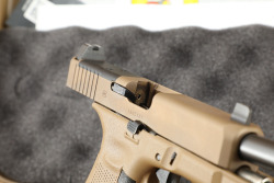 LNIB Davidson's Exclusive Glock 19X Coyote 9mm Semi-Automatic Pistol Threaded Suppressor Ready MOS - 20