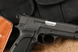 Springfield Armory SA-35 4.7&rdquo; 9mm Luger Semi-Auto Pistol & Carry Case, 6 Mags & Holster - 6