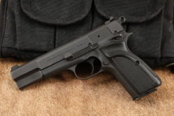 Springfield Armory SA-35 4.7&rdquo; 9mm Luger Semi-Auto Pistol & Carry Case, 6 Mags & Holster - 8
