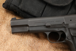 Springfield Armory SA-35 4.7&rdquo; 9mm Luger Semi-Auto Pistol & Carry Case, 6 Mags & Holster - 9