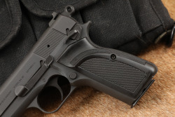 Springfield Armory SA-35 4.7&rdquo; 9mm Luger Semi-Auto Pistol & Carry Case, 6 Mags & Holster - 11