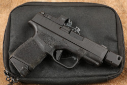 Springfield Armory Hellcat Semi-Automatic 9mm 4.4" & HEX Wasp Compensator