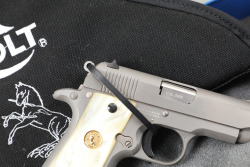 His and Her&rsquo;s Pair Colt Black Stallion & White Stallion Mustang .380 ACP Semi-Automatic Pistols Custom Shop Limited Edition Set (1993) - 4