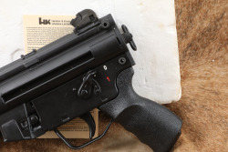 Unfired HK SP89 9mm 4.5? Heckler & Koch Semi-Automatic Pistols Consecutive Serial Numbers, 1993 - 8