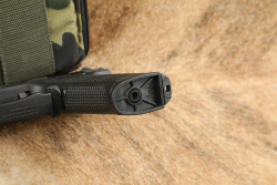 Heckler & Koch MK 23 5.87&rdquo; .45 ACP Offensive Handgun Weapon System Kit with Faux Suppressor - 15