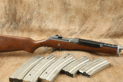 Ruger Mini-14 .223 Rem/ 5.56 NATO 18&frac12;&rdquo; Semi-Automatic Rifle, 6 Magazines, 1991