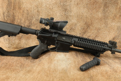 Colt LE6940P Piston Carbine 5.56 NATO 16&rdquo; Semi Auto Rifle & ACOG, Wilson Combat Trigger 2012
