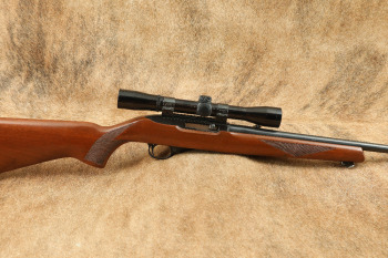 Sturm Ruger 10/22 Deluxe Carbine 18.5&rdquo; .22 LR Semi-Auto Rifle 1981 & Scope