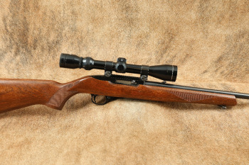 Sturm Ruger 10/22 Deluxe Carbine 18.5&rdquo; .22 LR Semi-Automatic Rifle & Tasco Scope, MFD 1977