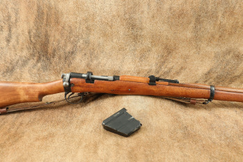 Enfield ShtLE No. 1 Mk. III 25.2&rdquo; Barrel .303 British Bolt Action Rifle, MFD 1917 C&R