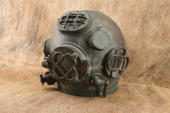Vintage U.S. Navy WWII Mark V MK-5 Copper Deep Sea Divers Nautical Helmet