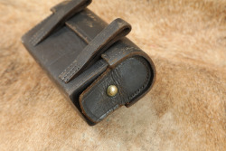 CANFIELD COLLECTION US Navy Indian Wars .45-70 Trapdoor Springfield M-1879 Hitchcock Leather Cartridge Box W/ Round - 3