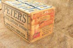 CANFIELD COLLECTION US Army WW2 U.S. PROPERTY Peters 12 GA. 00 Buckshot 20x Boxes of 25x Shells in Wooden Cartridge Crate 15" x 9" x 9" - 10