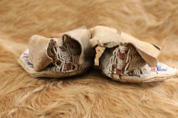 Antique 19th Century Plains Indians Sinew Laced & "Seed" Beaded Deerskin Moccasins - 3