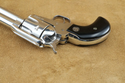 Ruger Vaquero Model 00510 4 5/8" Stainless .45 Colt Single Action Revolver, MFD 2002 - 15
