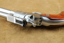 Ruger Single Seven Stainless 08160 KSSM-5-327 Lipseys Exclusive 5 1/2" .327 Mag SA Revolver, 2014 - 15