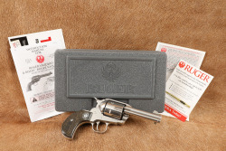 Ruger New Model Vaquero 5 1/2" .44 Mag Stainless Single Action Revolver & Box, MFD 2003 - 2