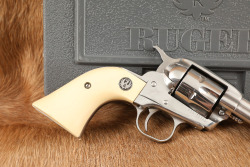 Ruger New Model Single-Six 5 1/2" .32 H&R Mag Stainless Single Action Revolver, MFD 2003 - 3