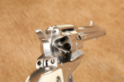 Ruger New Model Single-Six KSSM-4FI .32 H&R Magnum 4 ?&rdquo; Single Action Revolver, MFD 2000 - 19