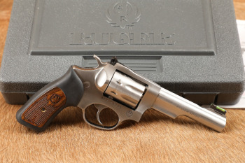 Ruger SP101 Model 05765 .22 LR 4.2" Stainless 8-Shot Double Action Revolver, MFD 2013