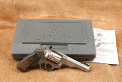 Ruger SP101 Model 05765 .22 LR 4.2" Stainless 8-Shot Double Action Revolver, MFD 2013 - 2