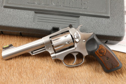 Ruger SP101 Model 05765 .22 LR 4.2" Stainless 8-Shot Double Action Revolver, MFD 2013 - 6