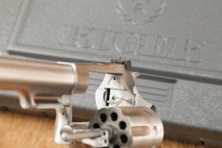 Ruger SP101 Model 05765 .22 LR 4.2" Stainless 8-Shot Double Action Revolver, MFD 2013 - 21