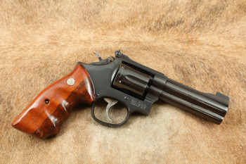 Smith & Wesson S&W Model 16-4 K-32 Masterpiece 100558 4" .32 H&R Mag Double Action Revolver, 1989-91