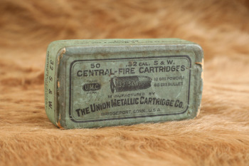50x Rounds of Antique UMC .32 S&W Black Powder Ammo in 1880s Green Label Box