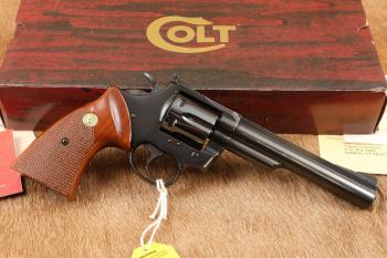 Colt Trooper MK III Model J4281 6" Blue .357 Mag Double Action Revolver & Box, MFD 1976