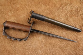 US Army USMC Marine WWI - WWII A.C. Co. M-1917 Trench Fighting Knuckle Knife & Jewell Sheath