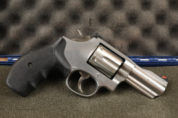 Smith & Wesson S&W Model 66-5 102712 .357 Combat Magnum Stainless 3" Revolver, 2000
