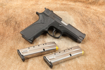 Smith & Wesson Model 411 Value Series 3rd Generation 4" .40 S&W Semi-Auto Pistol, MFD 1993