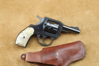 Harrington & Richardson H&R 922 .22 LR 9-Shot Double Action Revolver & Holster, MFD 1952 C&R