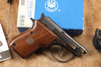Beretta Model 21A Bobcat .22 Long Rifle LR Tip-Up Semi-Auto Pistol & Box, MFD 1989-1992