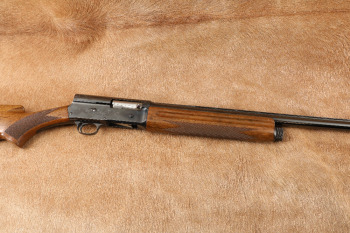 Browning Auto-5 Magnum Twelve 12 GA 29 1/2" Semi-Auto Shotgun, MFD 1972 C&R